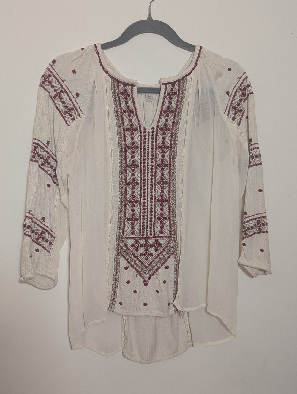 Lucky Brand Women’s Medium Ivory Burgundy Embroidered Boho Peasant Tunic Top